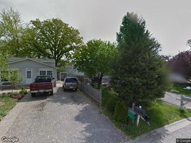 House image located at Round Lake, IL 60073