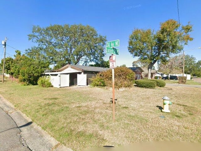 House image located at Saint Petersburg, FL 33702