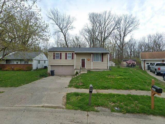 House image located at Anderson, IN 46011