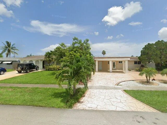 House image located at Hollywood, FL 33024