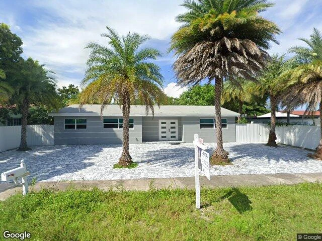 House image located at Miami, FL 33180