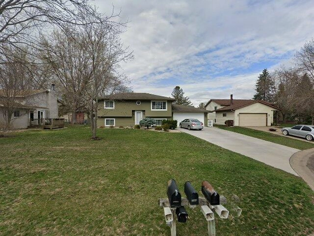 House image located at Champlin, MN 55316