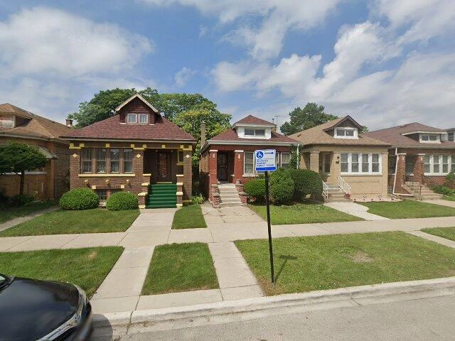 House image located at Chicago, IL 60620