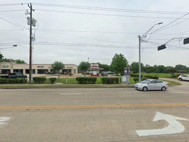 House image located at Pekin, IL 61554