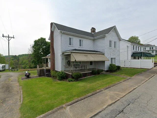 House image located at New Salem, PA 15468