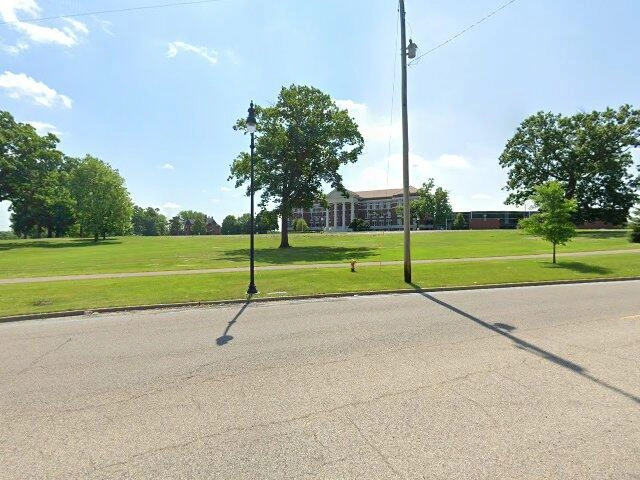 House image located at Kalamazoo, MI 49001