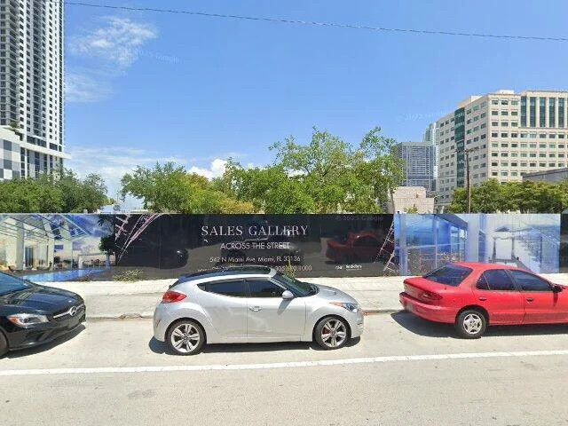 House image located at Miami, FL 33136