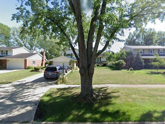 House image located at Darien, IL 60561