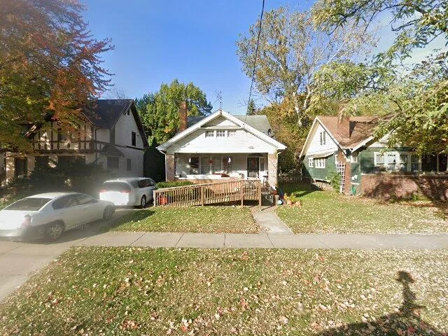 House image located at Peoria, IL 61606