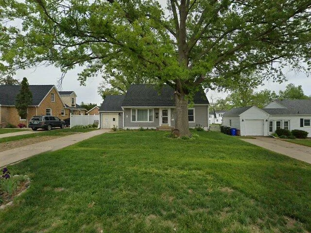 House image located at Cedar Rapids, IA 52402