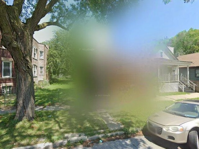 House image located at Chicago, IL 60628