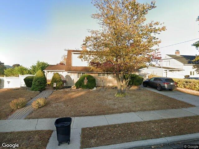 House image located at Levittown, NY 11756