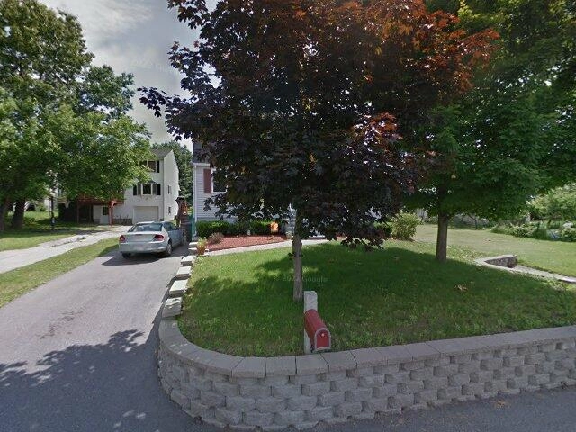 House image located at Methuen, MA 01844