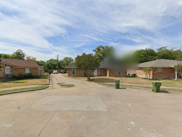 House image located at Fort Wayne, IN 46825