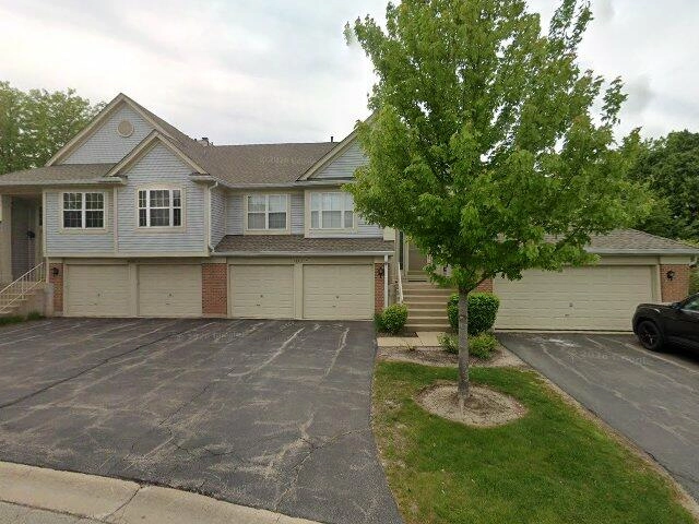 House image located at Bartlett, IL 60103