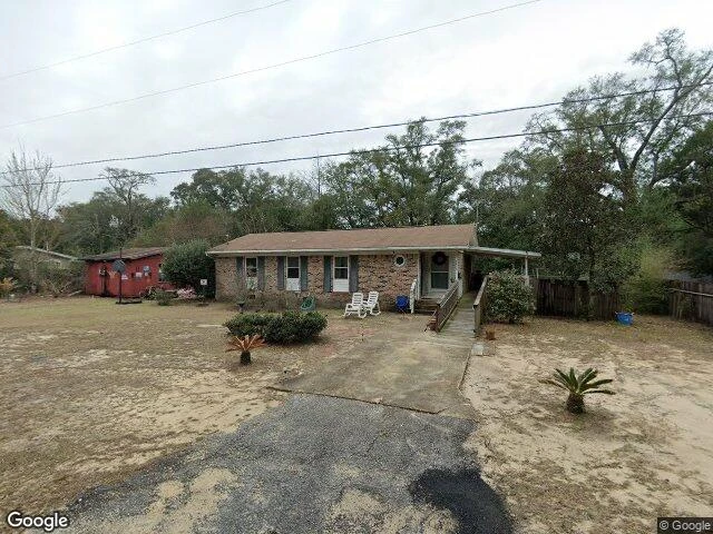 House image located at Milton, FL 32583