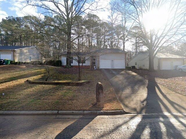 House image located at Riverdale, GA 30274