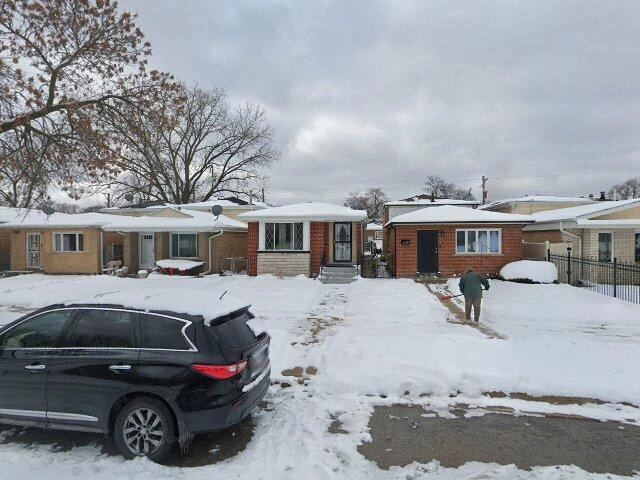 House image located at Chicago, IL 60620