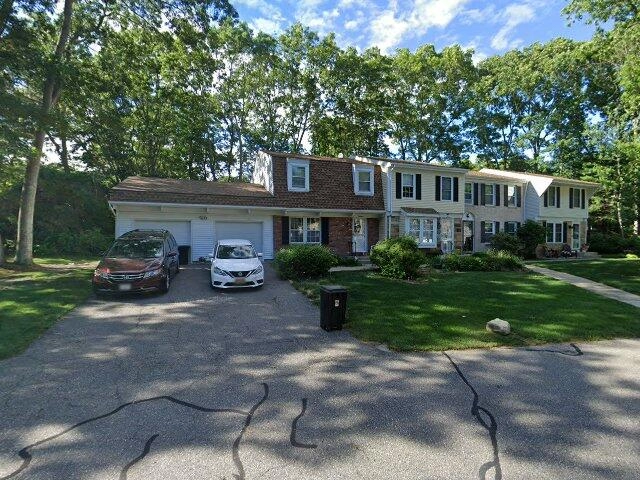 House image located at Yaphank, NY 11980