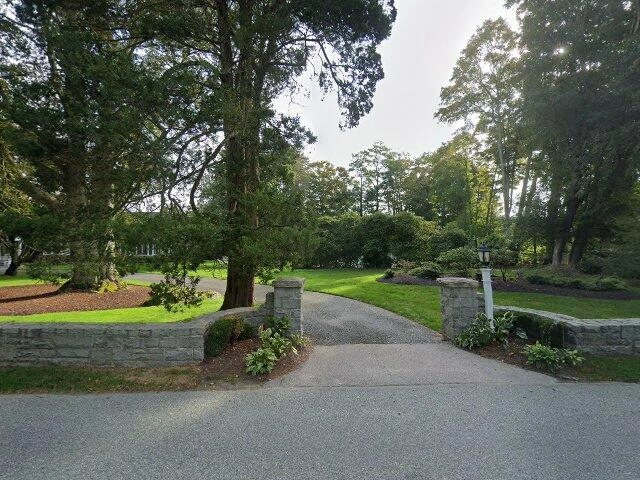 House image located at West Palm Beach, FL 33413