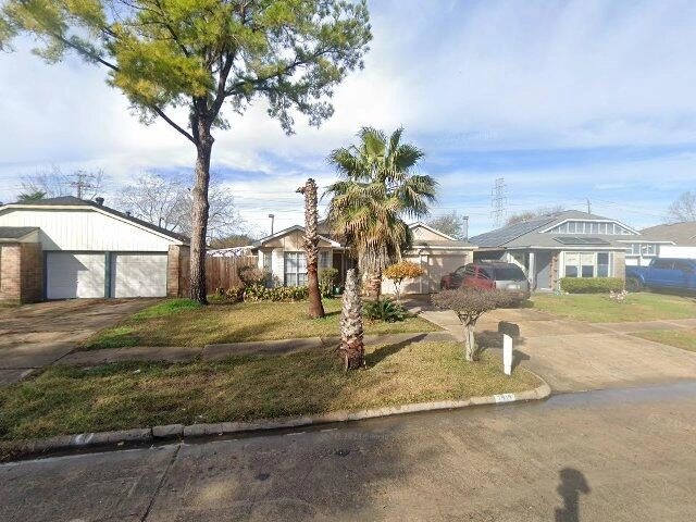 House image located at Houston, TX 77083