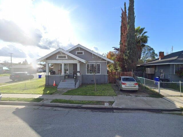 House image located at Porterville, CA 93257