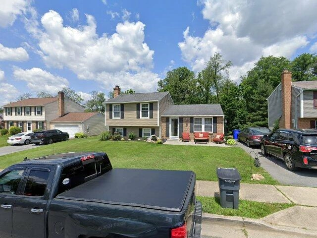 House image located at Hubert, NC 28539
