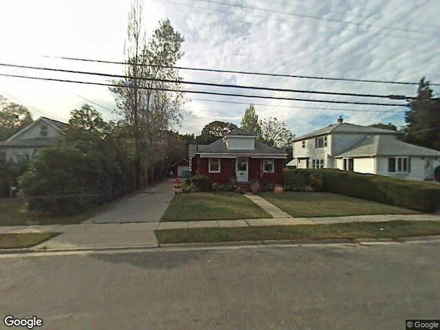 House image located at Farmingdale, NY 11735