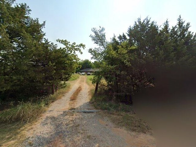 House image located at Guthrie, OK 73044