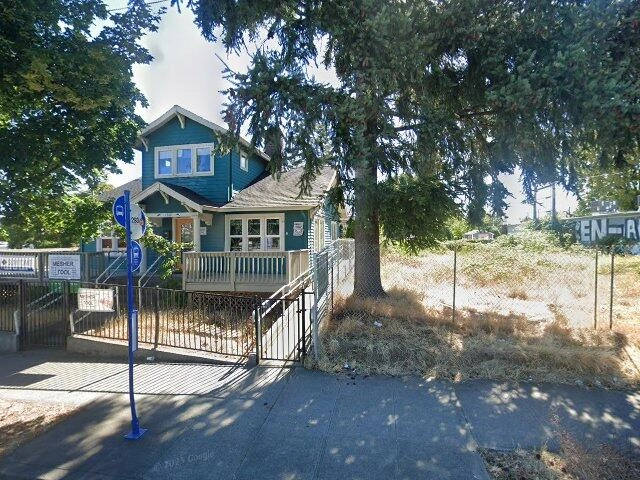 House image located at Portland, OR 97217