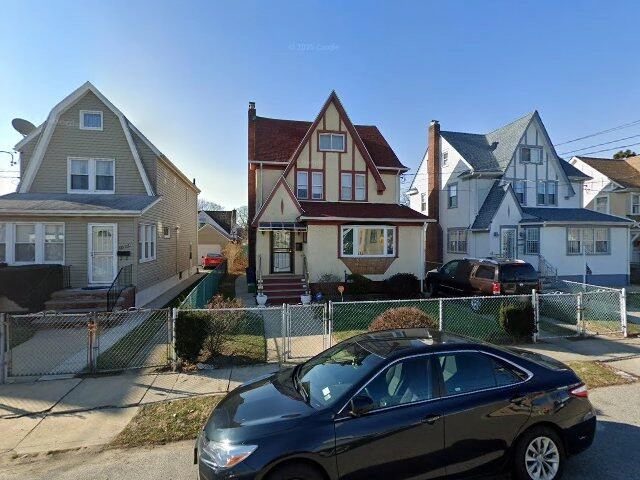 House image located at Saint Albans, NY 11412