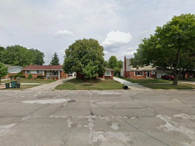 House image located at Clawson, MI 48017