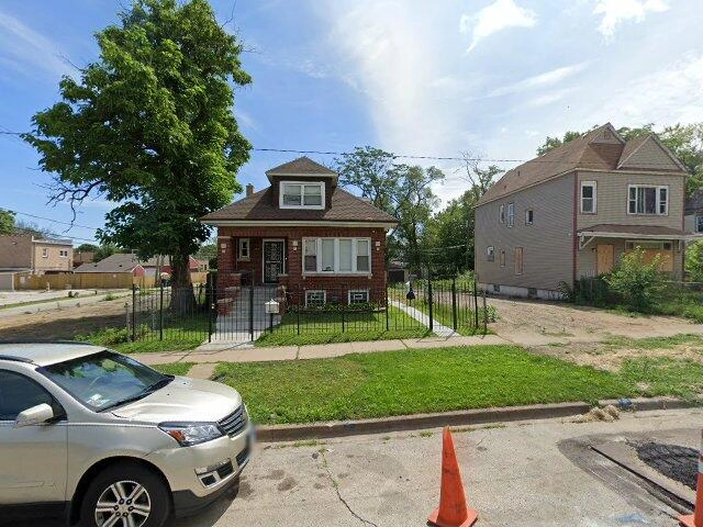 House image located at Chicago, IL 60628