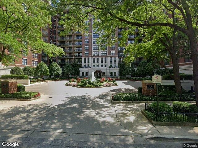 House image located at Chicago, IL 60610