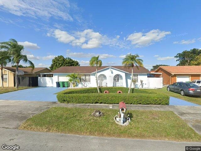 House image located at Miami, FL 33193