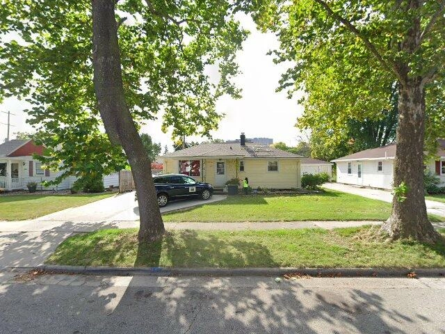 House image located at Appleton, WI 54911