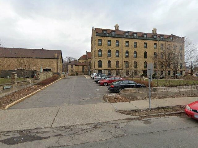 House image located at Minot, ND 58703