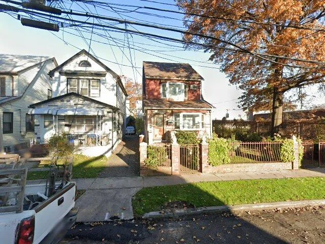 House image located at Saint Albans, NY 11412