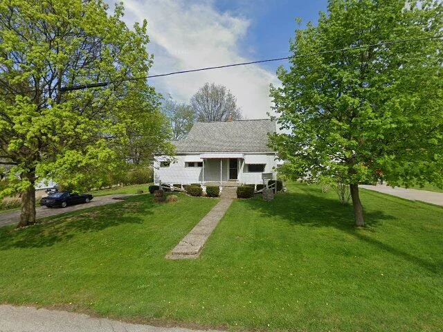 House image located at Akron, OH 44312