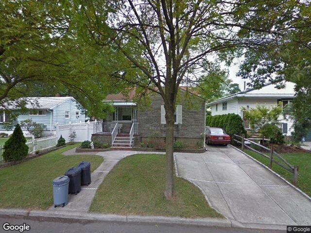 House image located at Paramus, NJ 07652