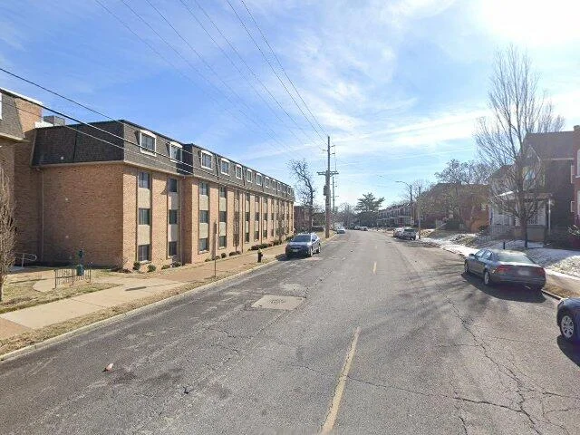 House image located at Saint Louis, MO 63139