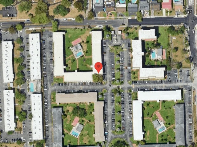 House image located at Hollywood, FL 33021