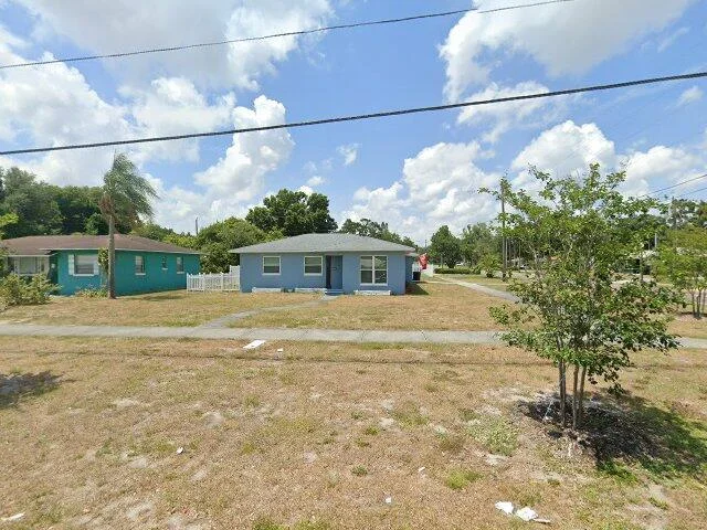 House image located at Saint Petersburg, FL 33712