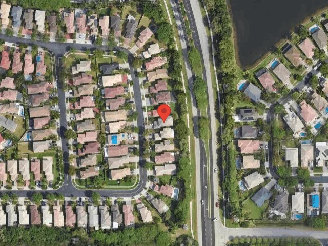 House image located at Hollywood, FL 33027