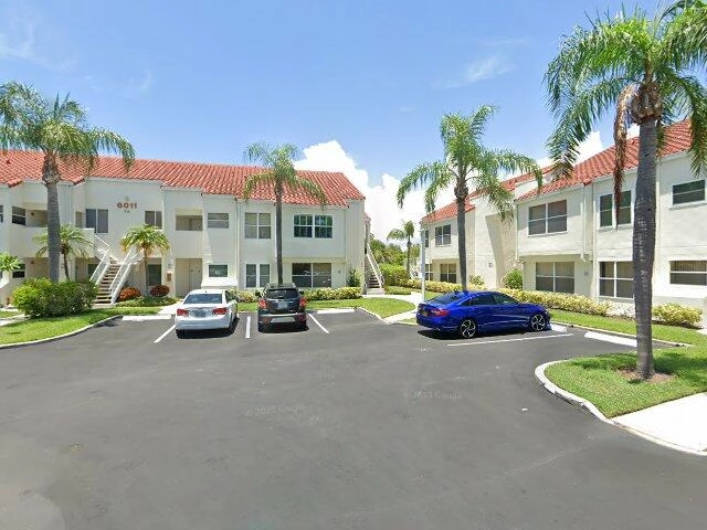 House image located at Saint Petersburg, FL 33715