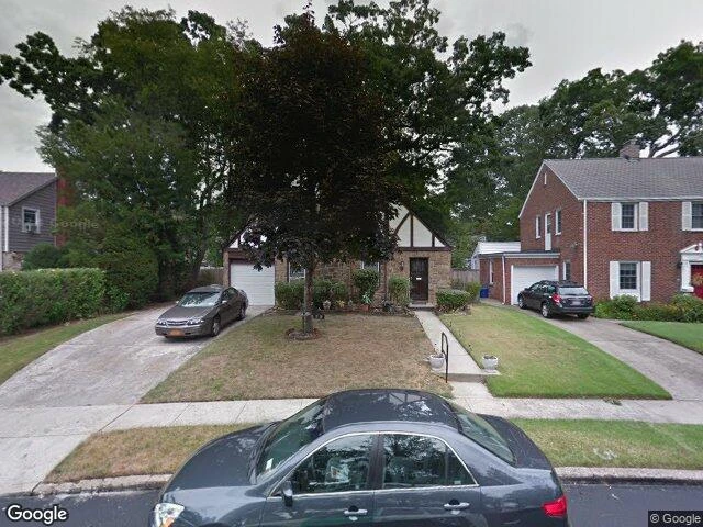 House image located at Freeport, NY 11520