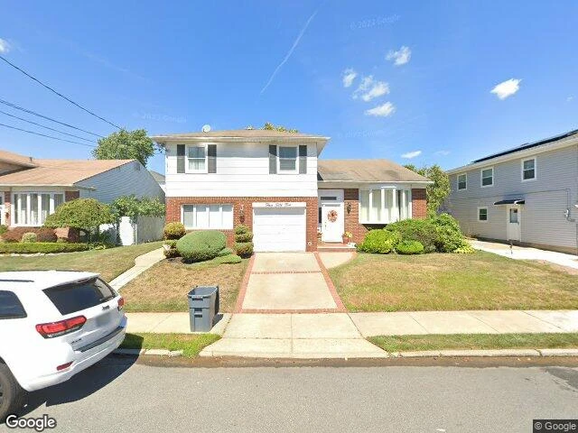 House image located at Staten Island, NY 10306