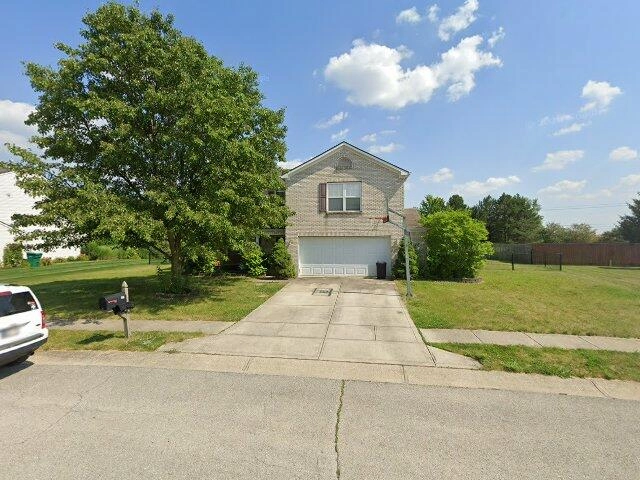 House image located at Brownsburg, IN 46112