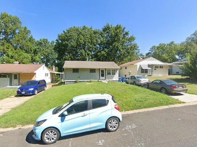 House image located at Saint Louis, MO 63137