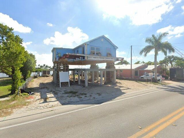 House image located at Cape Coral, FL 33993